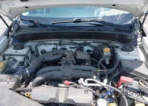 2011 Subaru Forester 2.5X Premium из США, поврежденный, VIN JF2SHADC3BH705649